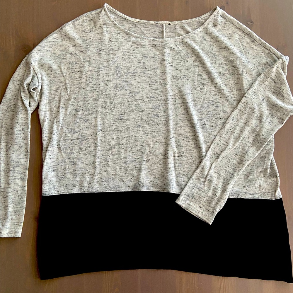 Express Gray & Black Long Sleeve Top